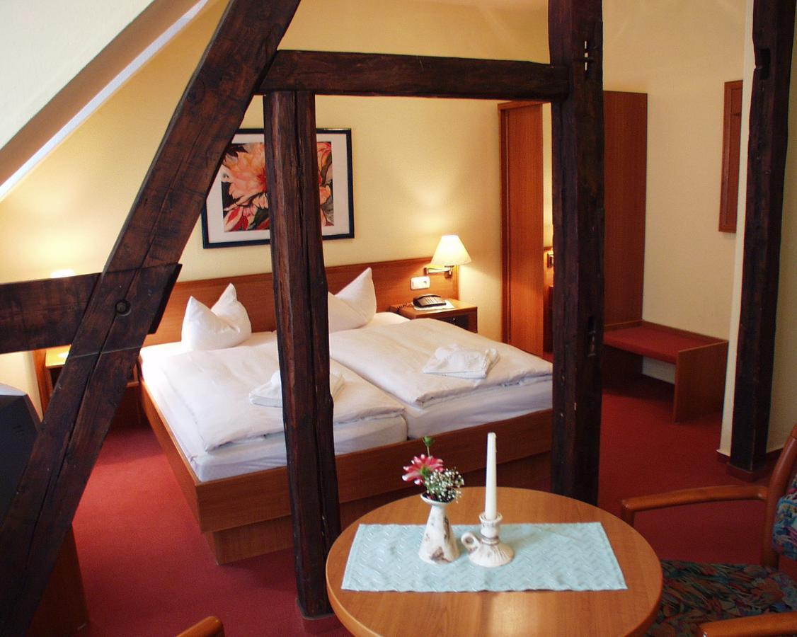 Hotel Deutscher Hof Bad Wilsnack Exteriör bild
