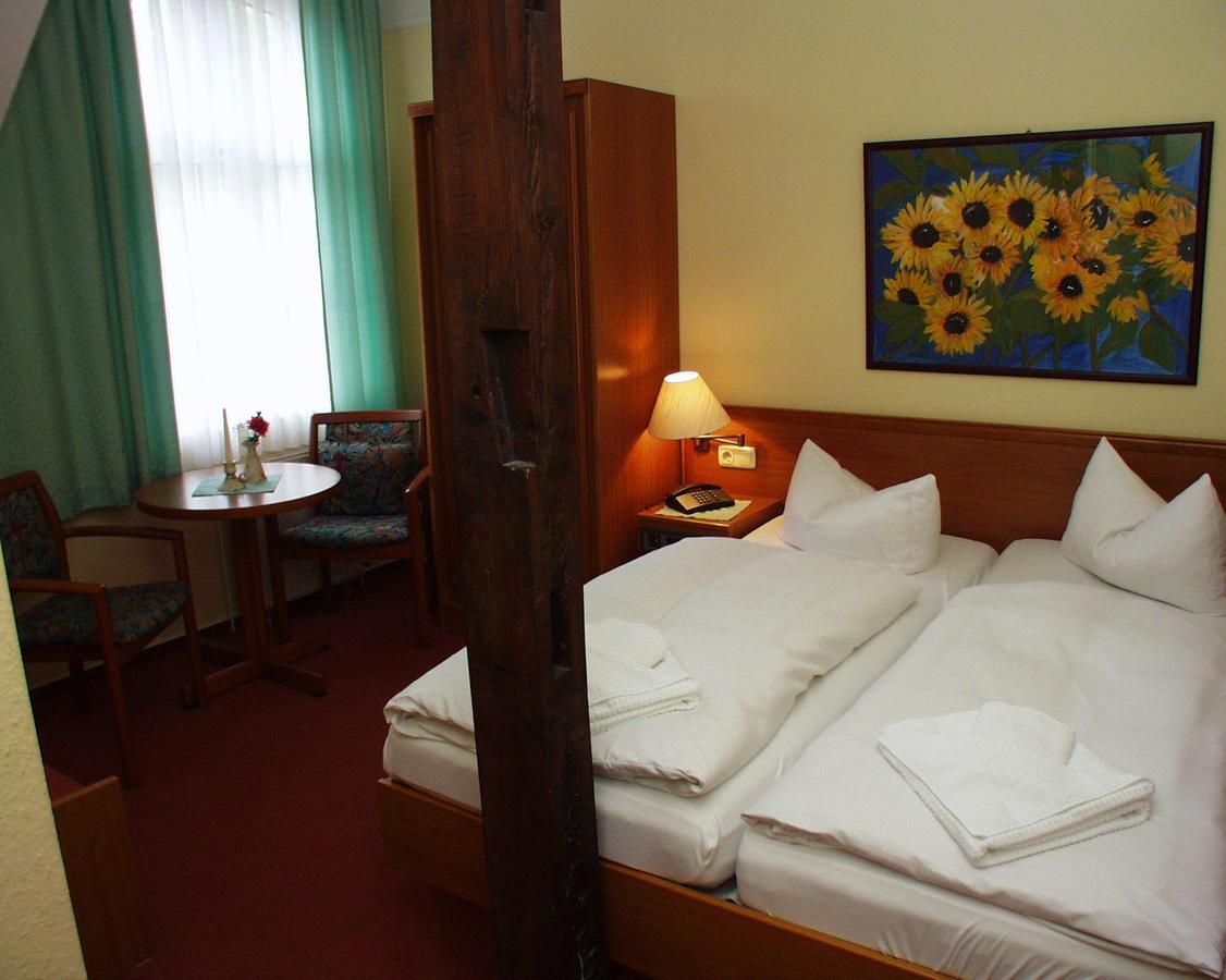 Hotel Deutscher Hof Bad Wilsnack Exteriör bild